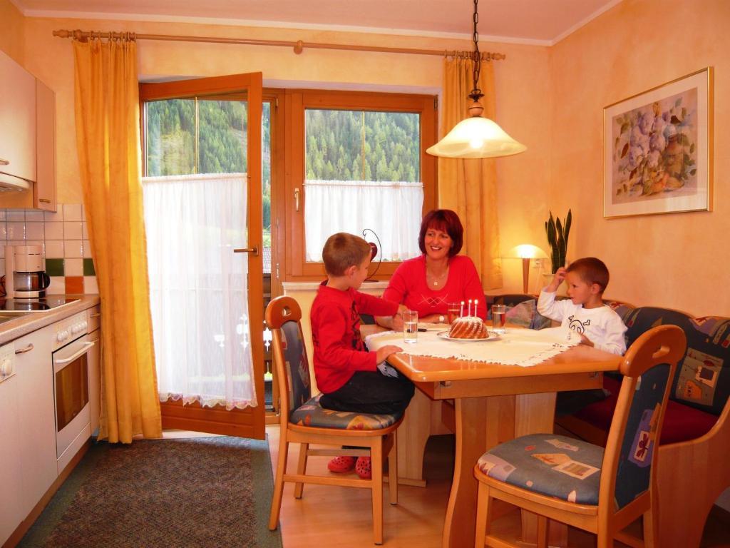 Ferienhaus Ahorn Neustift im Stubaital Cameră foto